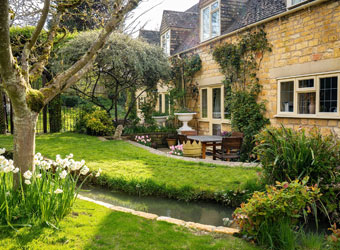 Lower Mill Cottages Broadway