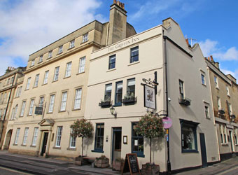 The Griffin Bath